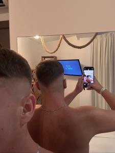 684365216: Chico busca chica en Madrid