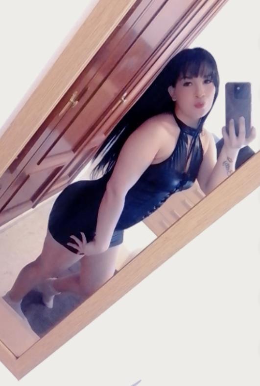 610882240: Chica busca chico en Huelva