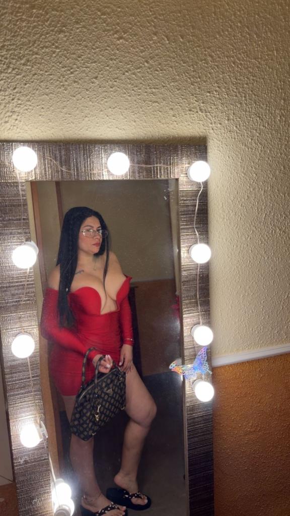 Chica busca chico en Zaragoza: Chica busca chico