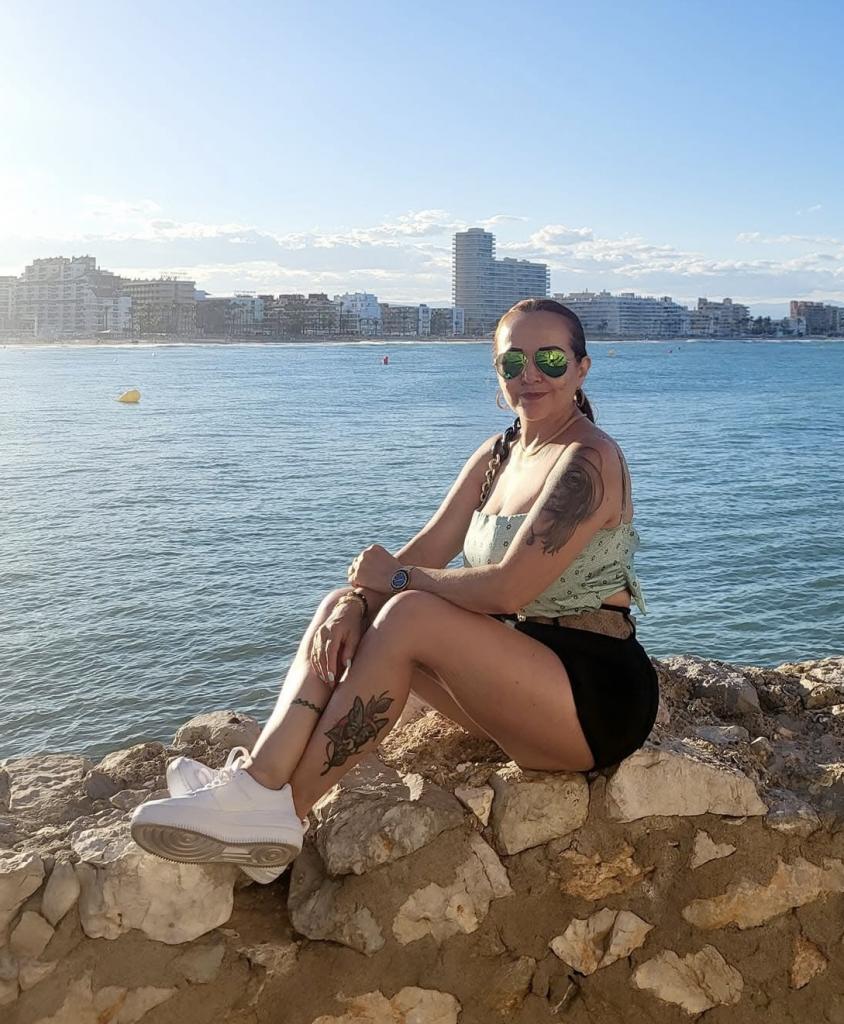 663582593: Chica busca chico en Valladolid