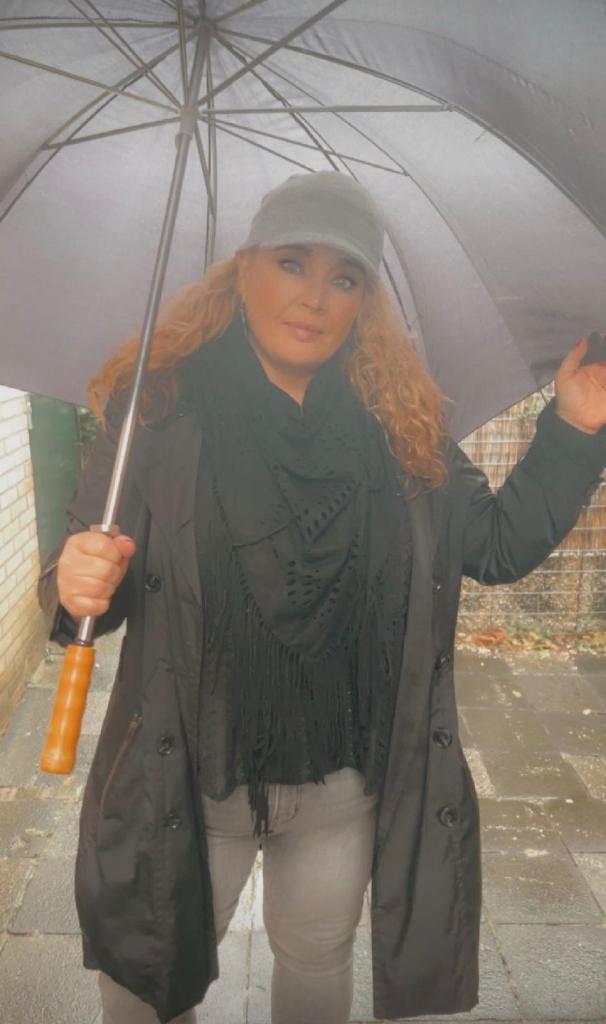 642521405: Chica busca chico en Alicante