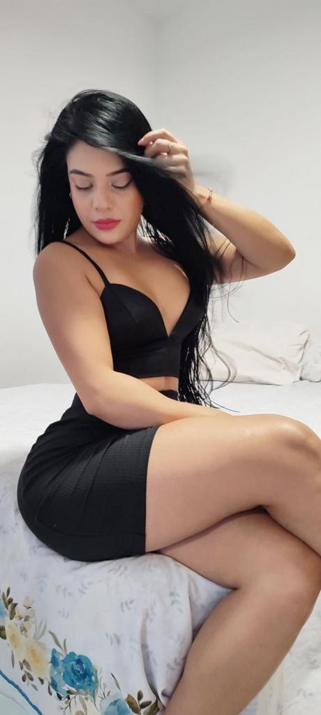 Chica busca chico en Ibiza: 