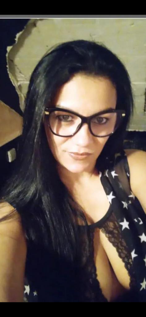 Chica busca chico en Lérida: 