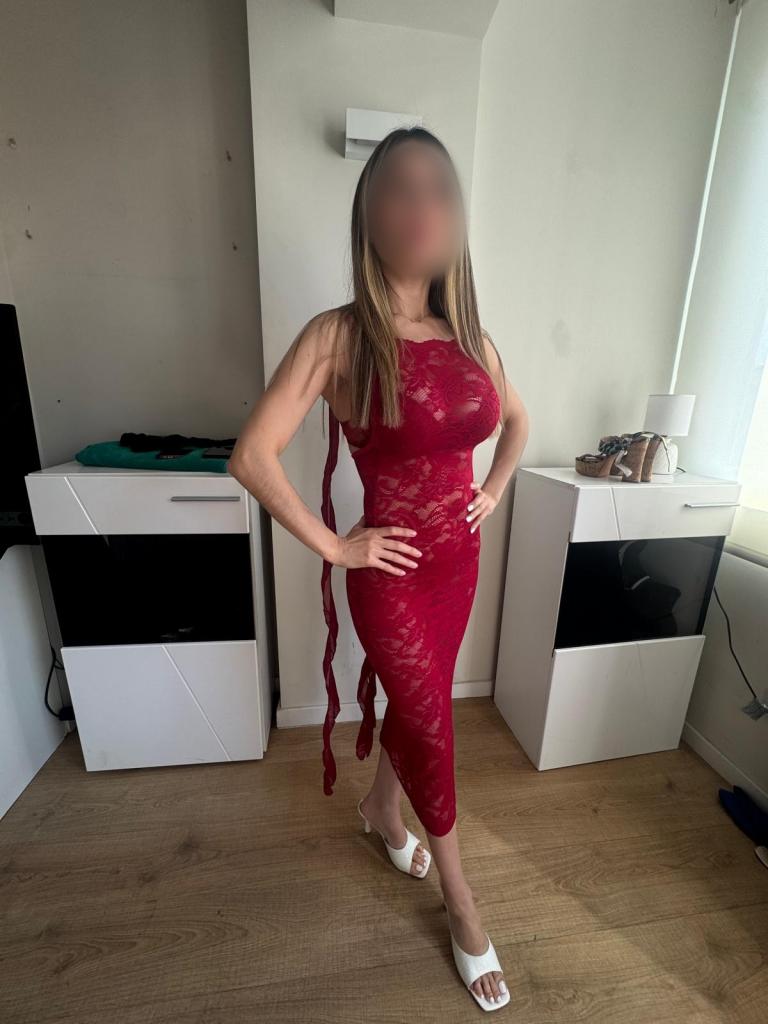 643993520: Chica busca chico en Zaragoza