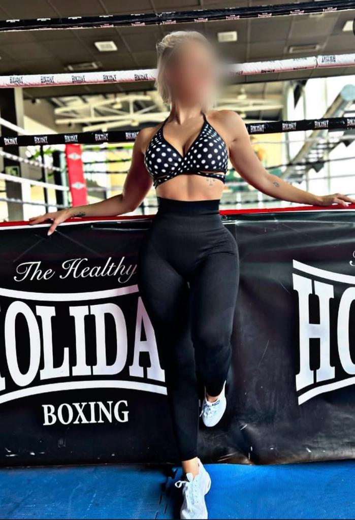 664381002: Chica busca chico en Mallorca