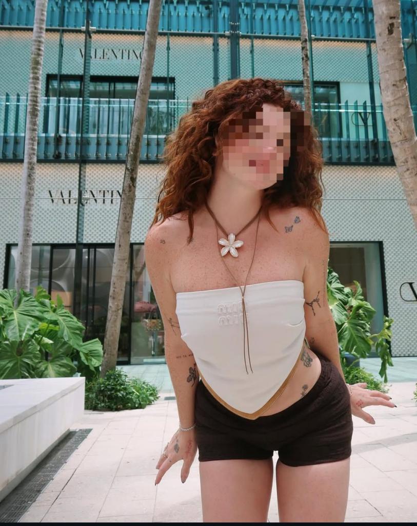 Chica busca chico en Almería: 