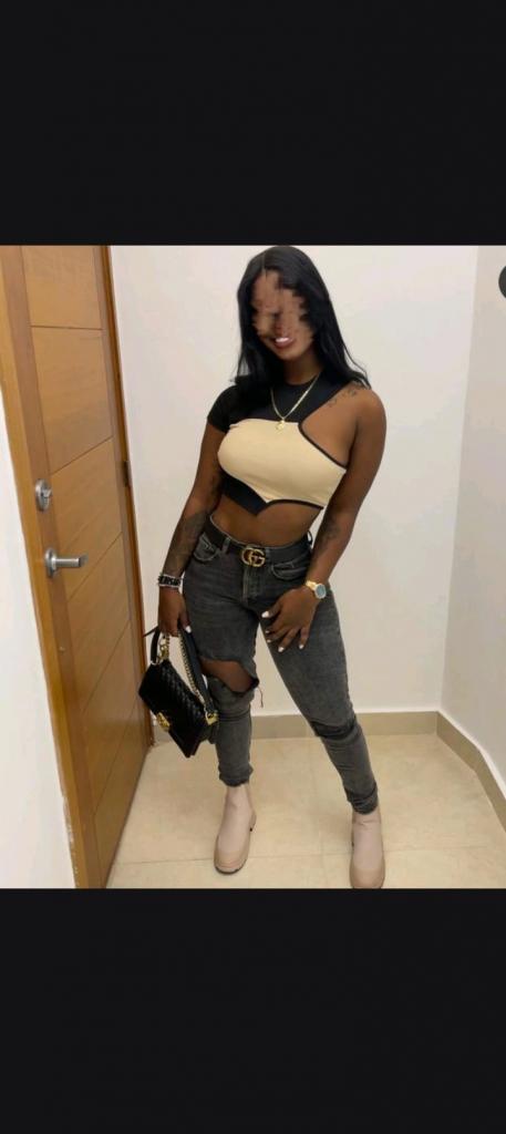 624312366: Chica busca chico en Sevilla