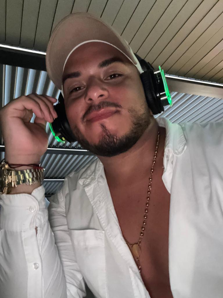 Chico busca chica en Barcelona: 