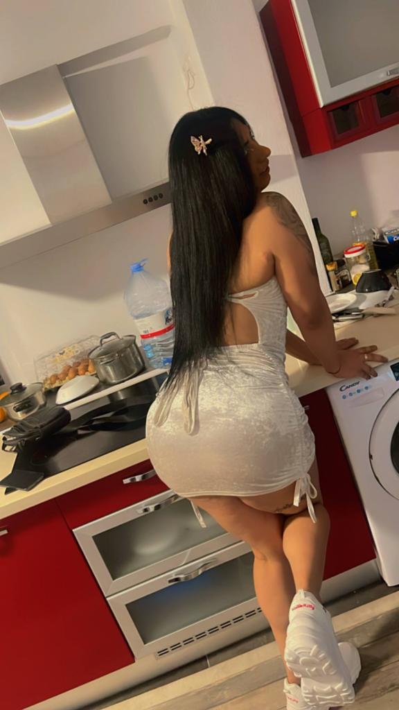 604274372: Chica busca chico en Almería