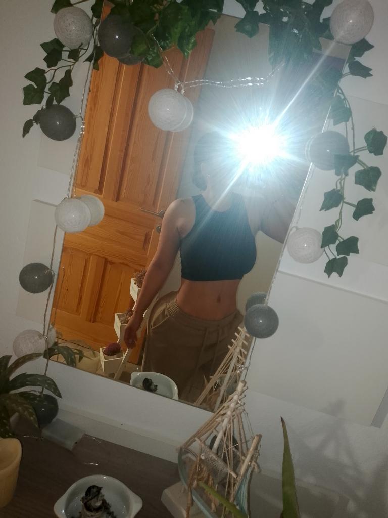 Chica busca chico en Ibiza: 