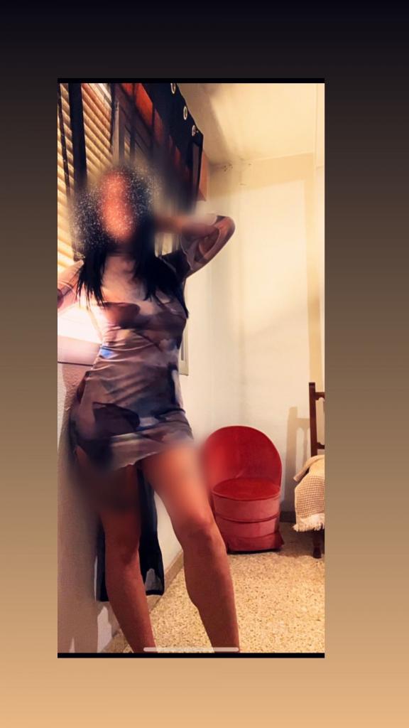 Chica busca chico en Granada: 