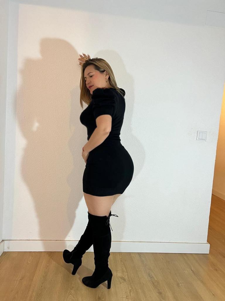 627098085: Chica busca chico en Cáceres