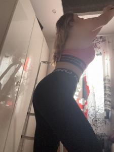 604196380: Chica busca chico en Barcelona