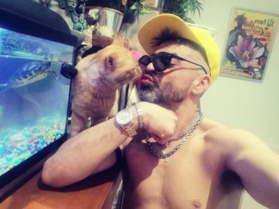 655304986: Chico busca chica en Madrid