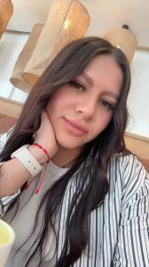 642455445: Chica busca chico en Barcelona