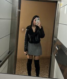 642756240: Chica busca chico en Madrid