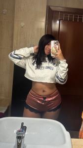 670705866: Chica busca chico en León