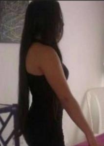662307260: Chica busca chico en Madrid