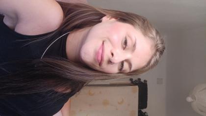 613907399: Chica busca chico en Cádiz