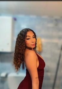 695452728: Chica busca chico en Valencia