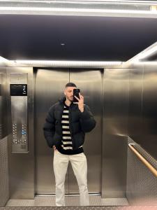 663617087: Chico busca chica en Madrid