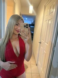 613952877: Chica busca chico en Asturias