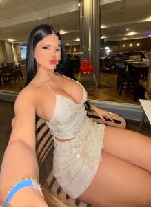 631295679: Chica busca chico en Lérida