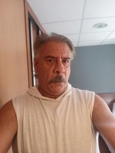 684746118: Chico busca chica en Lugo