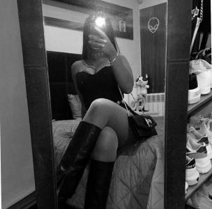 643180748: Chica busca chico en Murcia