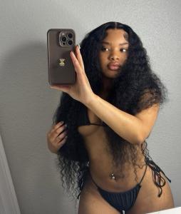 613591503: Chica busca chico en Alicante