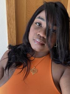 687165343: Chica busca chico en Valencia