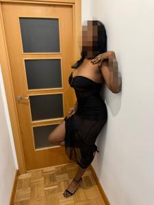 613735592: Chica busca chico en Madrid