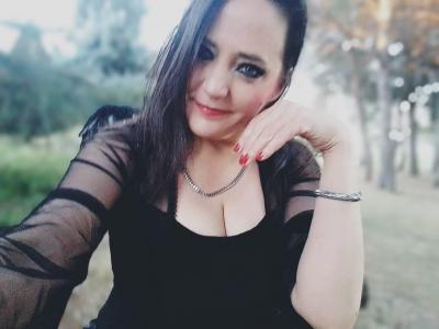 635303303: Chica busca chico en Madrid