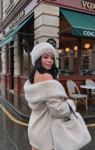 623741076: Chica busca chico en Zaragoza