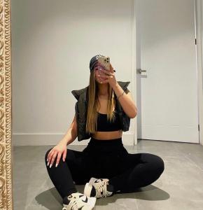 607896259: Chica busca chico en Madrid