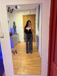 695323488: Chica busca chico en Granada