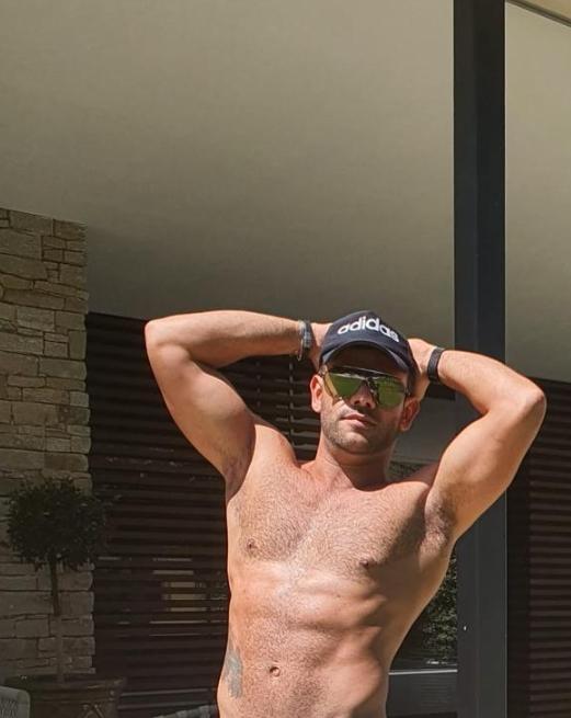 Chico busca chica en Málaga: 