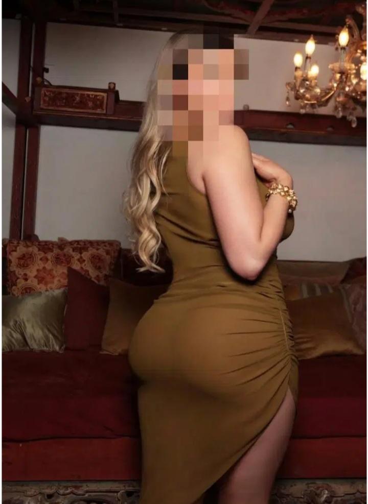 Chica busca chico en Huelva: 