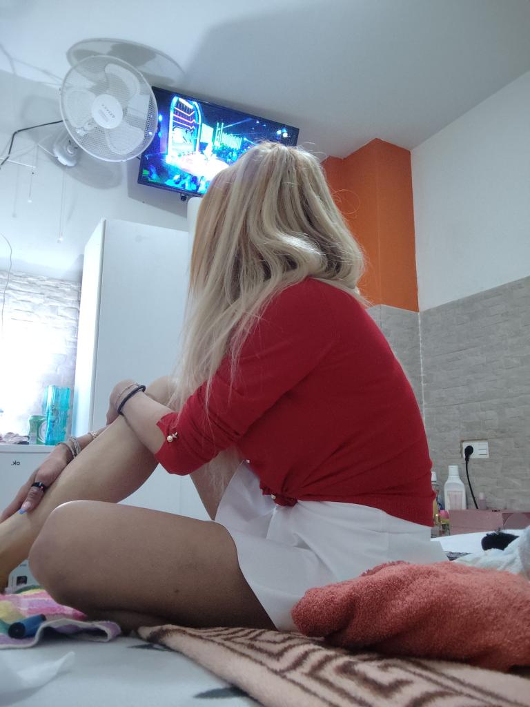 Chica busca chico en Granada: 