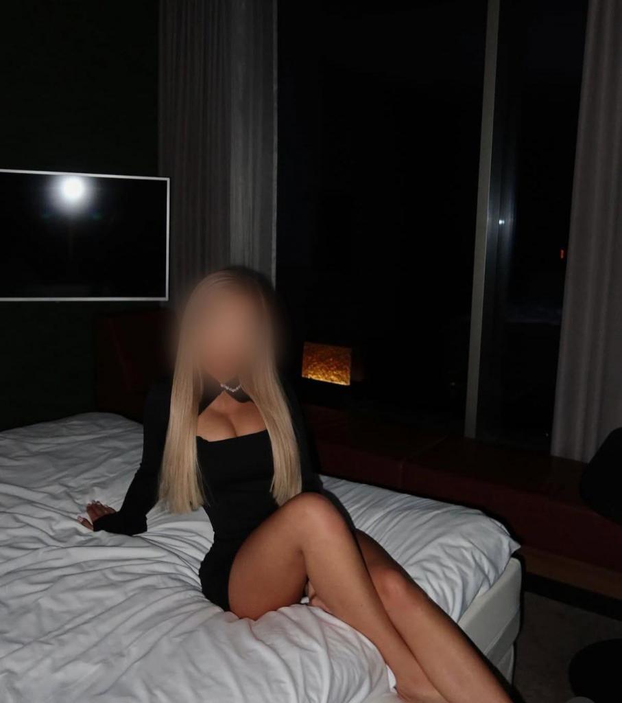 603941656: Chica busca chico en Málaga