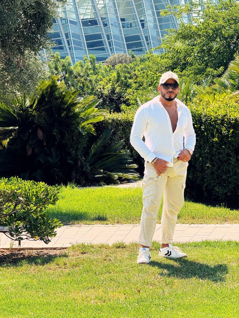 Chico busca chica en Barcelona: 