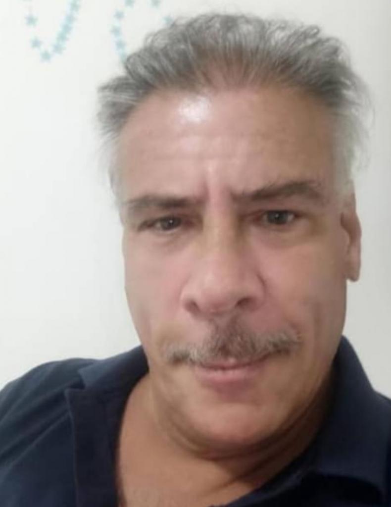 Chico busca chica en Lugo: 