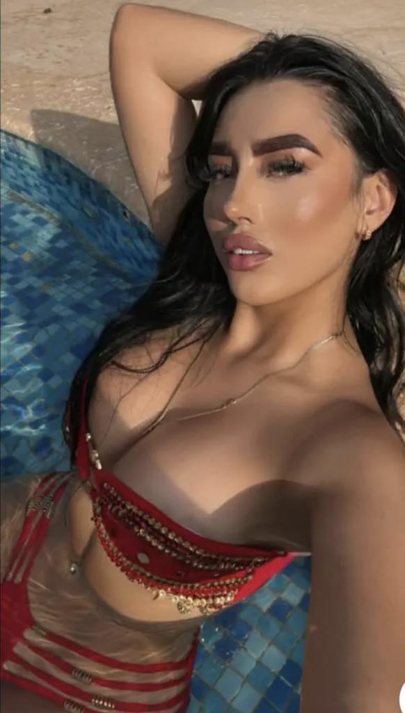 617134387: Chica busca chico en Cádiz