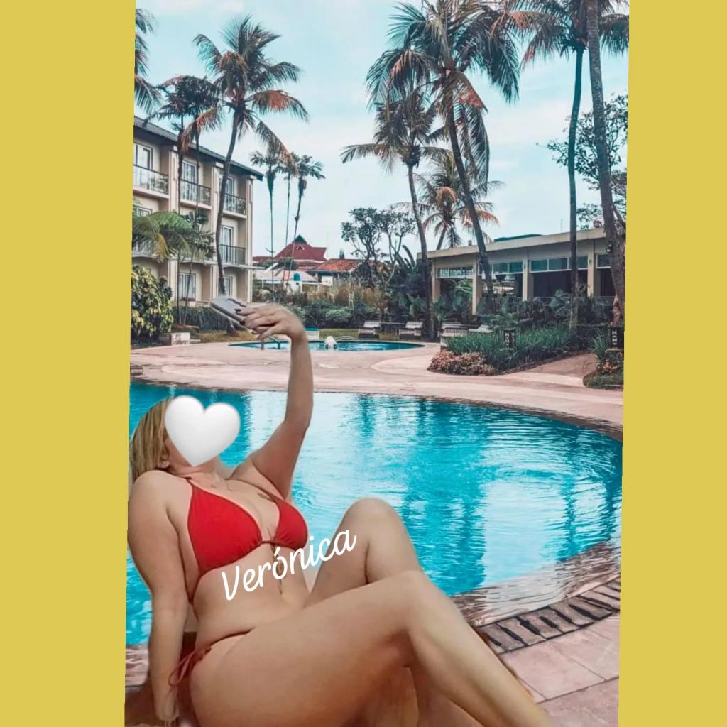 612209494: Chica busca chico en Huesca