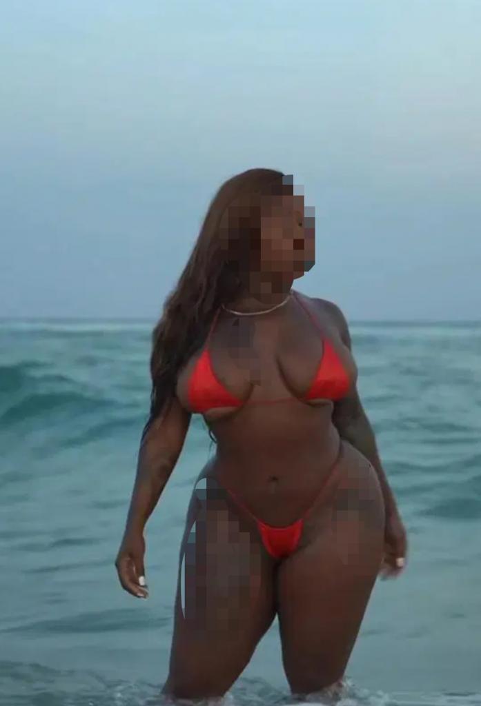 661408981: Chica busca chico en Burgos