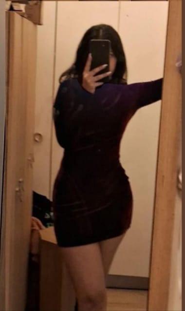 Chica busca chico en Almería: 