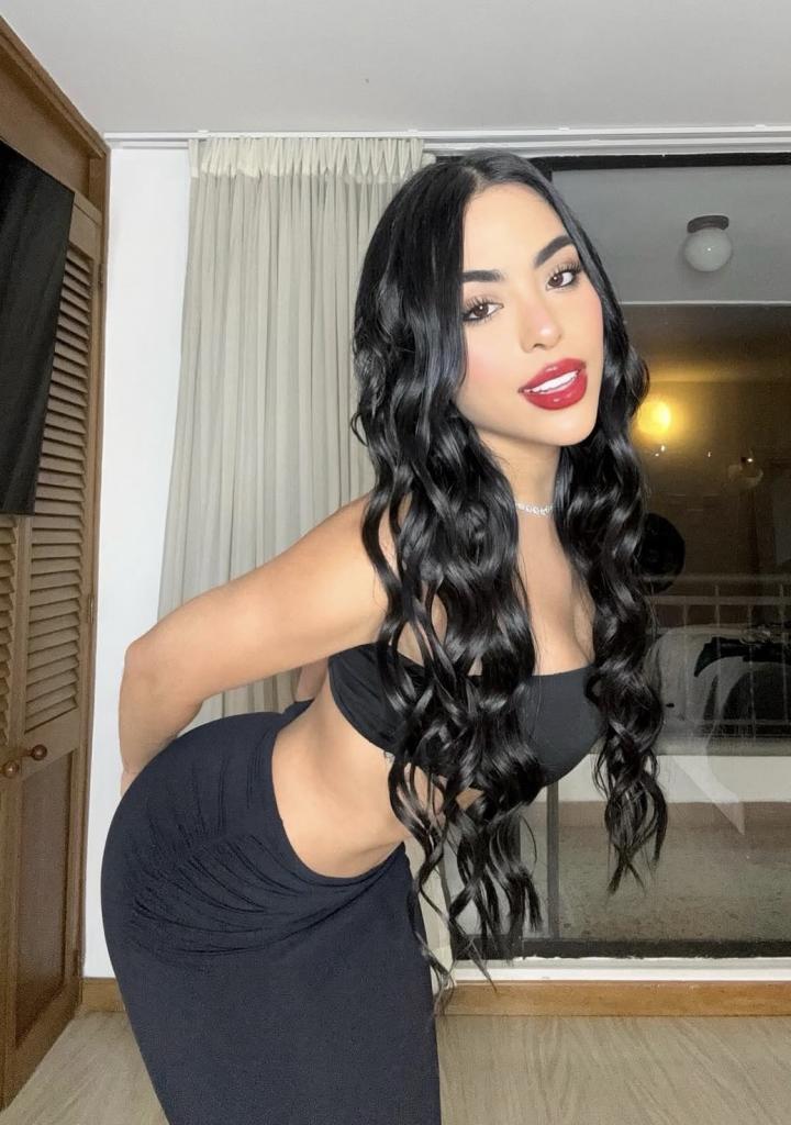 Chica busca chico en Menorca: 