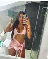 671134267: Chica busca chico en Sevilla