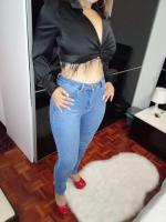 647409201: Chica busca chico en Gerona