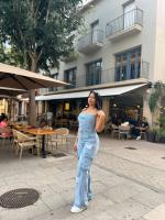 641230345: Chica busca chico en Barcelona